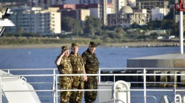 Saïd Chanegriha supervise un exercice tactique naval à Jijel