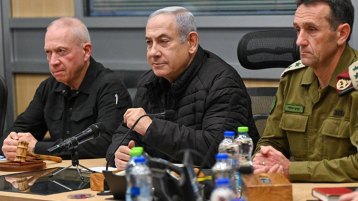 من قوّة عظمى إلى كيس ملاكمة!