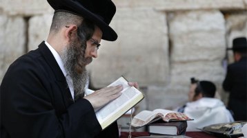 لهذا انهزمنا أمام اليهود!