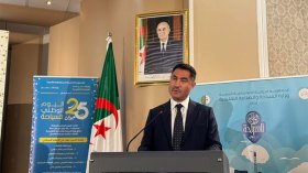 لعقاب يستنفر الصحافة للتعبئة الانتخابية والترويج السياحي