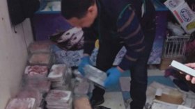 اكتشاف مصنع ينتج أسماكا معلبة ومثلجات سامة في وهران