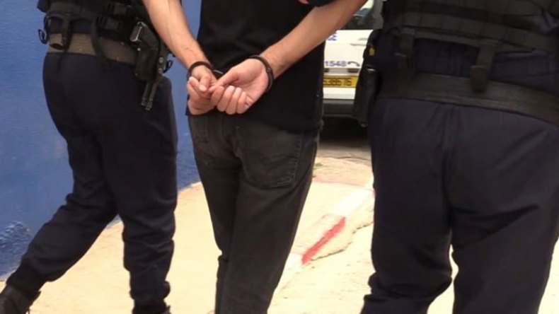 توقيف 22 شخصا بينهم موظفون بمديرية مسح الأراضي بباتنة