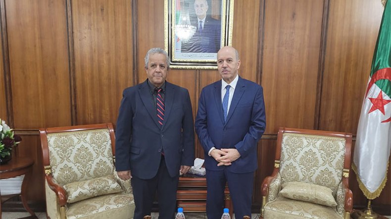 الجزائر تطلب رفع البعثات الطبية الكوبية واتفاقية تعاون قريبًا