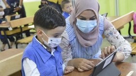 اللوحة الرقمية في المدرسة: نعمة أو نقمة؟