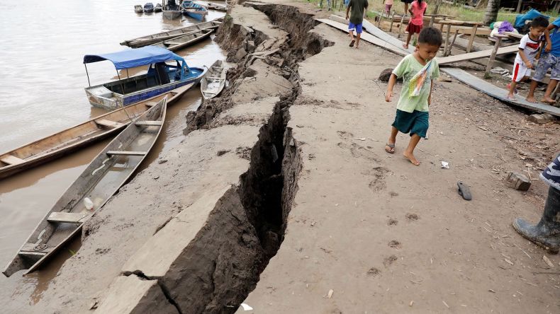  البيرو.. زلزال بقوة 7,2 درجات وتحذير من تسونامي