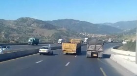 منع مرور مركبات الوزن الثقيل عبر هذه الطرقات
