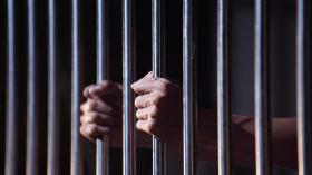الحبس المؤقت لـ3 متّهمين بقتل شخص بمنزله وسرقة سيارته في جيجل