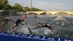 JO/Paris: La compétition de triathlon masculin reportée pour “raisons sanitaires”