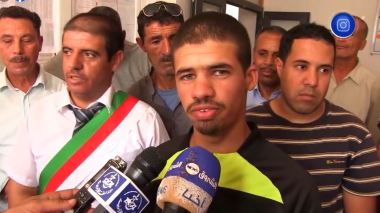 سعيدة: متحديا الظروف المعيشية القاسية.. بوحفص يحقق النجاح بامتياز في البكالوريا