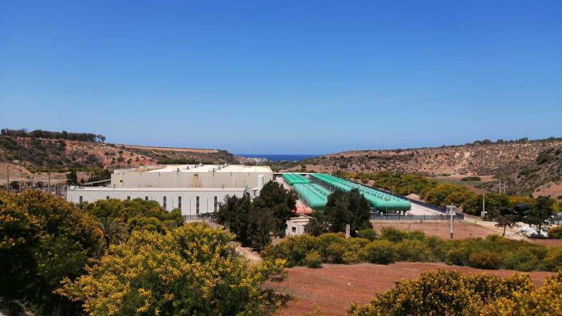 محطة تحلية مياه البحر ببني صاف تعود إلى طاقتها الإنتاجية الكاملة خلال ساعات