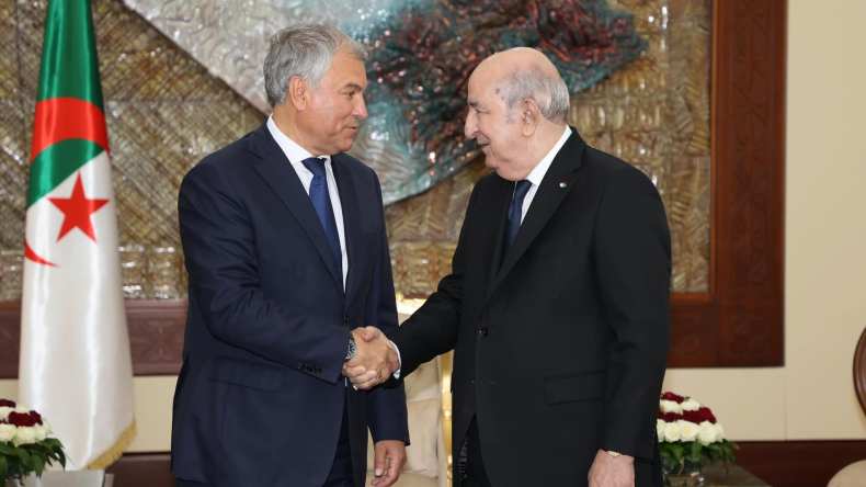 الرئيس تبون يستقبل رئيس مجلس الدوما الروسي