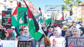 ..المخزن على فوهة بُركان