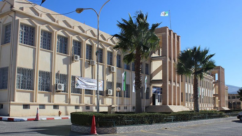 عائلة شهيد الإرهاب “طاهر حليس” تستنكر شطب اسم الوالد