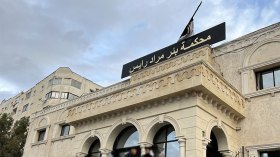 سجلّات باسم الموتى والمجانين لاستيراد الآلات الصناعية