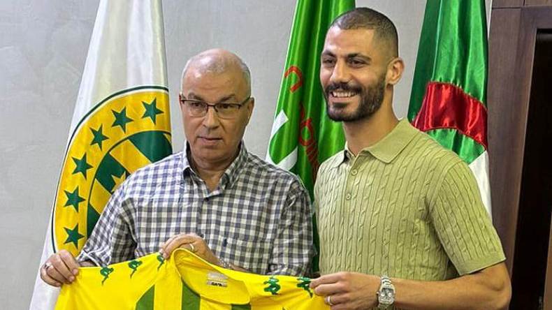 مدني يُعزّز صفوف شبيبة القبائل