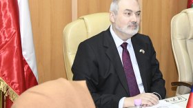 “نعمل على تعزيز علاقات البلدين في مختلف المجالات”