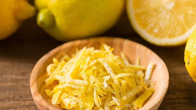 10 فوائد صحية لقشور الليمون و10 استخدامات أخرى له