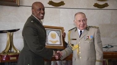 Le Général d’Armée Chanegriha reçoit le Commandant de l’AFRICOM