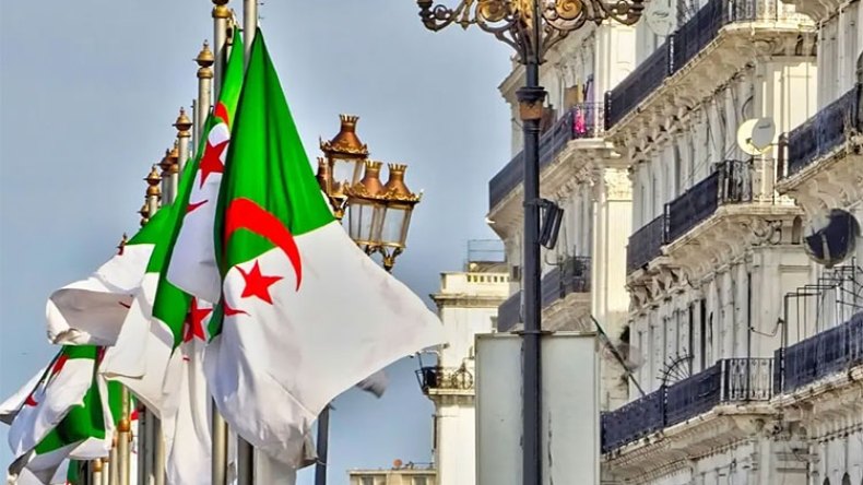 فهل من مُذكِّر؟