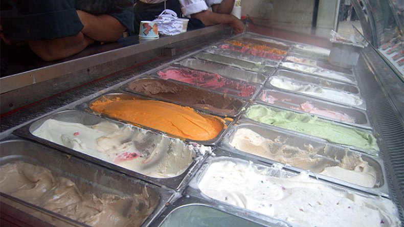 حجز ثلاثة قناطير ونصف من المثلجات الفاسدة بوهران!