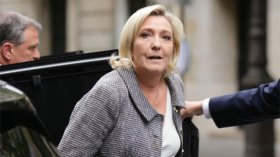 الجزائر صارمة مع حزب لوبان والقصر المغربي مناقض لشعبه