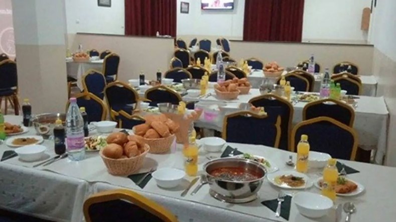 الأطباق العصرية تزاحم “الكسكسي” على موائد الأفراح