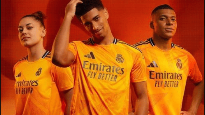 بالفيديو.. ريال مدريد يكشف عن قميصه الاحتياطي