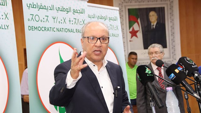 التجمع الوطني الديمقراطي يستنكر بقوة قرار الحكومة الفرنسية