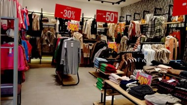 Commerce: les soldes d’été autorisées du 26 juillet au 13 septembre 2024