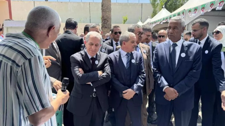 وزير السياحة : هناك 800 مشروع سياحي جديد قيد الإنجاز