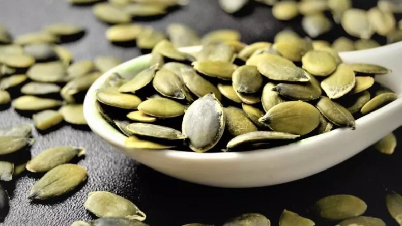 10 فوائد لبذور اليقطين المذهلة تعرف عليها