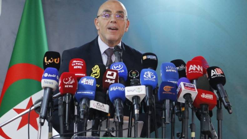 المترشح حساني: الجزائريون أمام “فرصة” التغيير الشامل