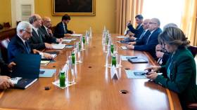 محادثات بين خارجيتي الجزائر وإيطاليا