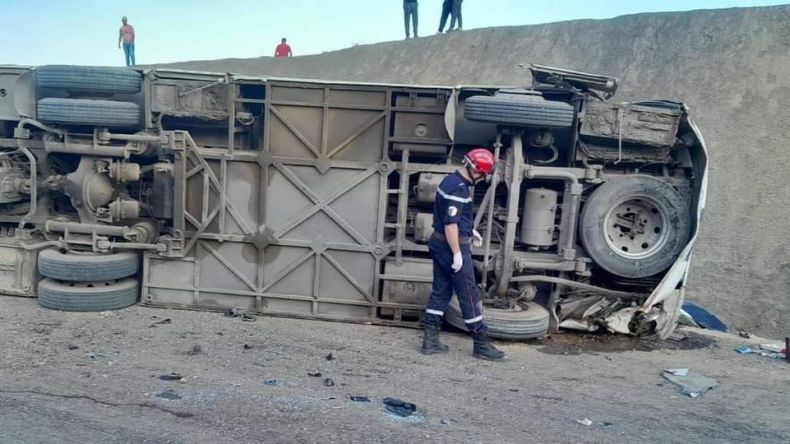 وفاة شخص واصابة 34 آخرين في حادث مرور في برج بوعريريج