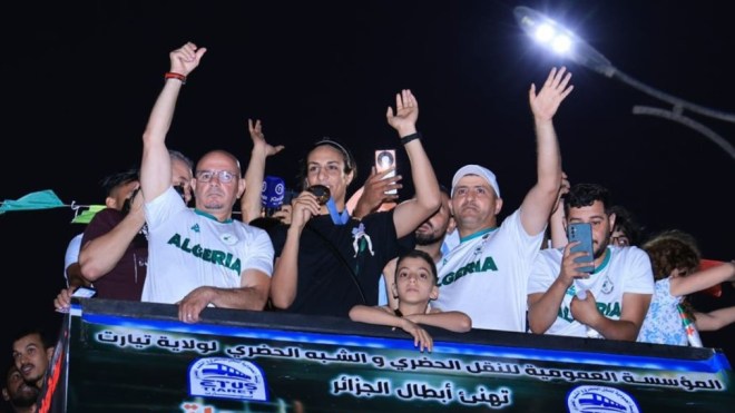 استقبال حار للبطلة الجزائرية إيمان خليف في ولاية تيارت