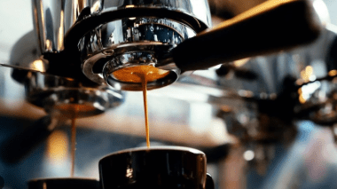 Les marges bénéficiaires sur le café désormais fixés par décret : voici les prix officiels