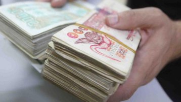 هل يعني ارتفاعُ نصاب الزكاة تراجع قيمة الدينار الجزائري؟