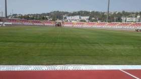 أرضية ملعب الشهيد حملاوي لم تتأثر بموجة الحرّ وجاهزة لاحتضان مختلف المنافسات