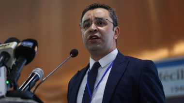 يوسف أوشيش.. مرشح يساري مفعم بالشباب يسعى لتحقيق المفاجأة