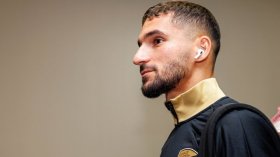 بِالفيديو: عوّار.. على أنغام “ليلة خميس”!