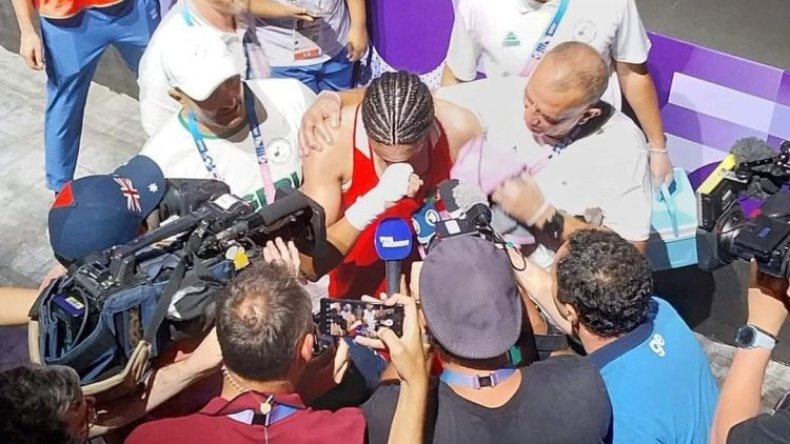 بِالفيديو: خليف خرجت من الحلبة باكية