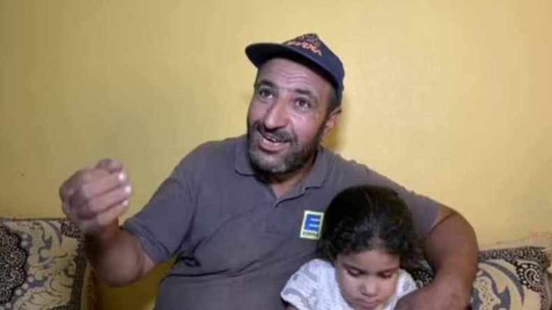 والدا الملاكمة خليف والحقّ في السّفر لِدعم ابنتهما عن قرب