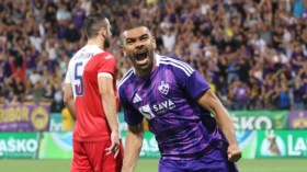 بِالفيديو: سوداني يُهدي فوزا أوروبيا لِفريقه السلوفيني