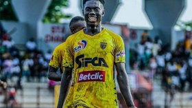 بوراس جديد المولودية وحاج رجم يصر على كاراموكو