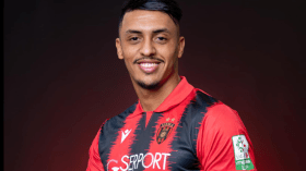 اتحاد العاصمة يتعاقد مع المدافع عزي