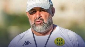 بن شيخة غاضب من المدافعين.. وقلق بشأن صيام واتارا وبواليا عن التهديف