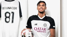 السد القطري يقدم لاعبه الجزائري عبد الصمد بوناصر