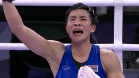 خليف تُواجه مُجنّدة في القوّات الجوّية التايلاندية بِرُتبة “رقيب”