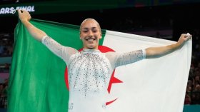 نمّور للصّحافة الفرنسية: تمثيل الجزائر فخر وسعادة