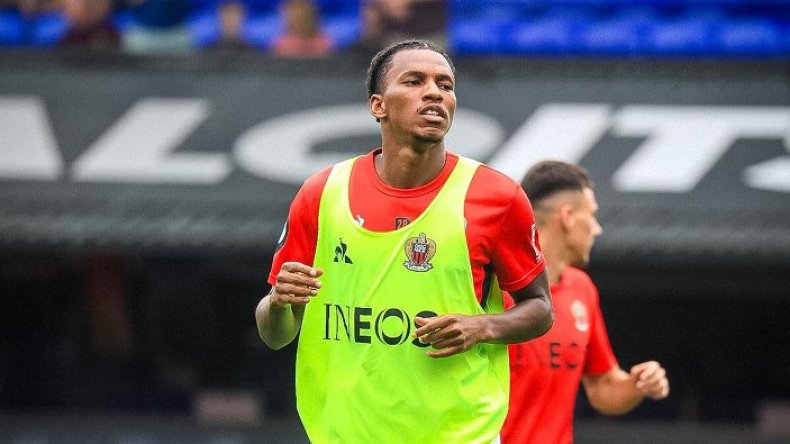 بِالفيديو: تمريرة حاسمة لـ “بوداوي” وتغيير رقم القميص